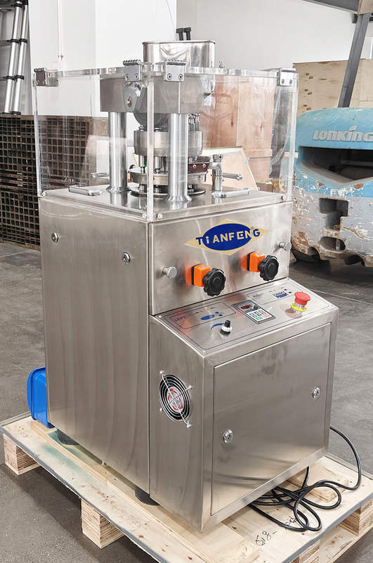 Hiệu quả ZP 5/7/9 SS304 / SS316L Rotary Tablet Press Lượng lao động tối thiểu cần thiết