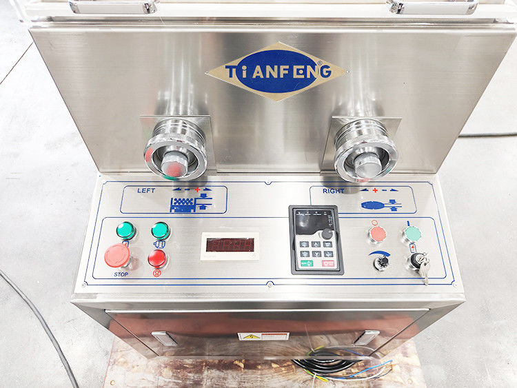 Tốc độ cao nhất 20-37RPM Press xoay để sản xuất viên thuốc Diameter viên tối đa 25mm