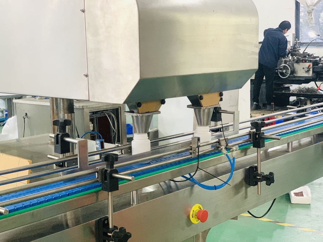 50HZ/60HZ Máy đếm và đổ điện áp 10-120 chai/phút Capacity for Fast and Accurate Filling